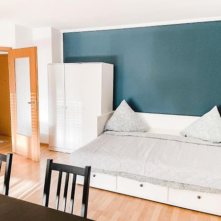 Schoene Wohnung, Eigene Terrasse, Privater Parkplatz, Wi-Fi, Waschmaschine, 3P Chemnitz Exterior foto