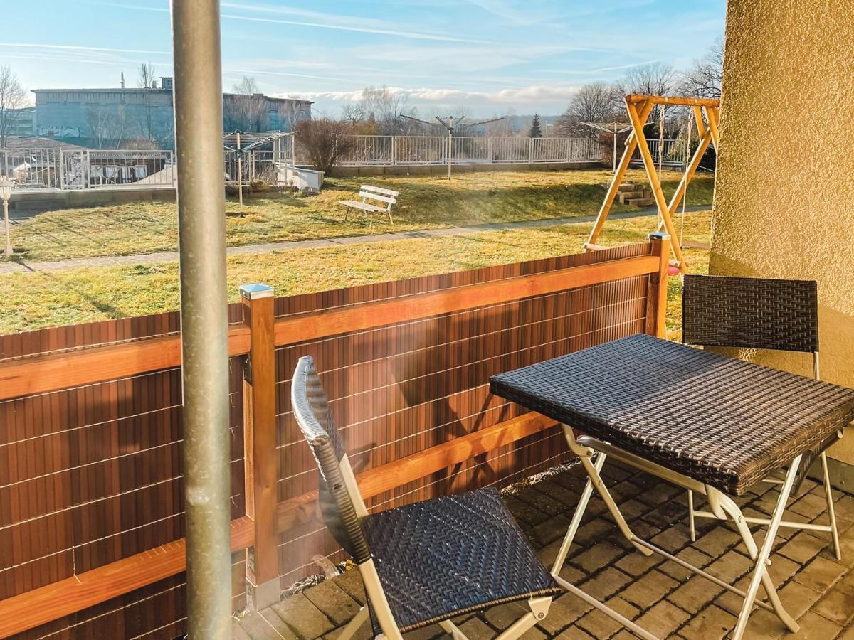 Schoene Wohnung, Eigene Terrasse, Privater Parkplatz, Wi-Fi, Waschmaschine, 3P Chemnitz Exterior foto